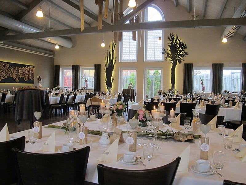 langasthof-demharter-st-leonhard-saal-2